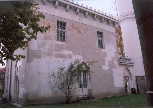 Mission House: back